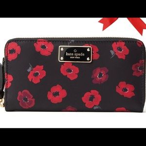KATE SPADE POPPY WALLET. Zip around continental wallet. NWOT.